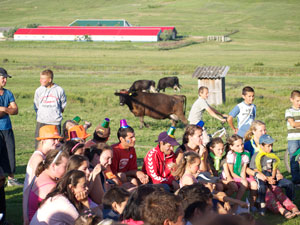 2012 juni circus 022 Geen-tijd-vandaag-gaan-de-koeien-alleen-naar-huis-1.jpg